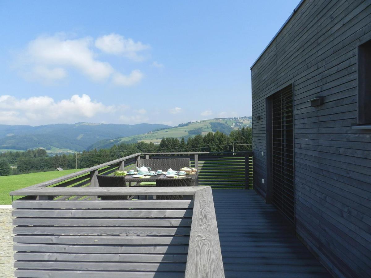 Das Grasberghaus Bagian luar foto
