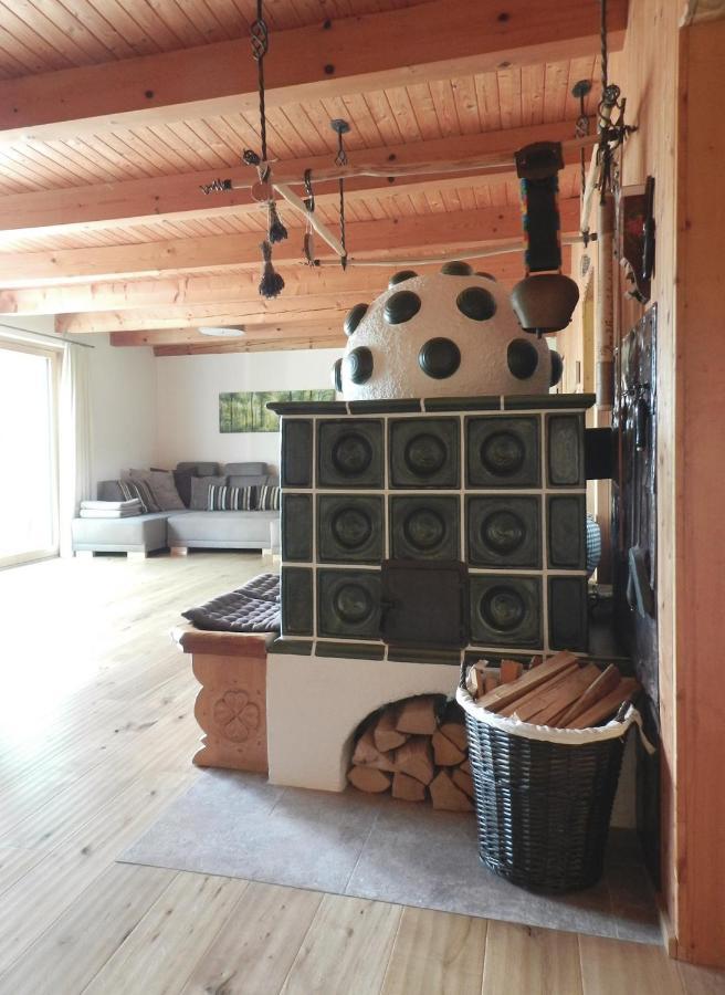 Das Grasberghaus Bagian luar foto